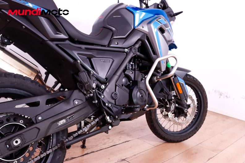Motorbike image 3