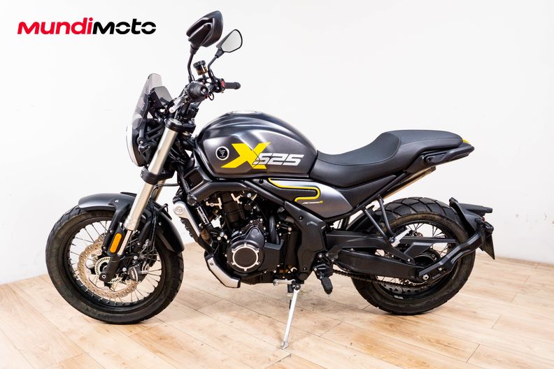 Motorbike image 5