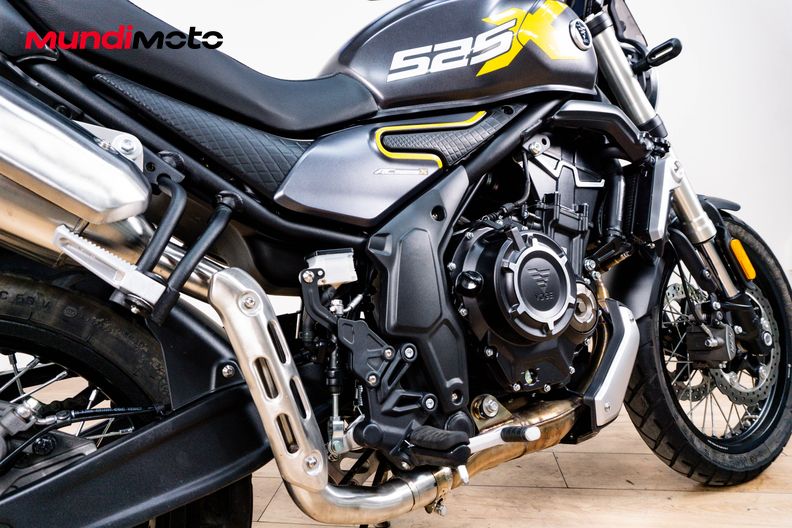Motorbike image 3