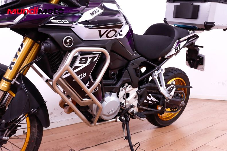 Motorbike image 8