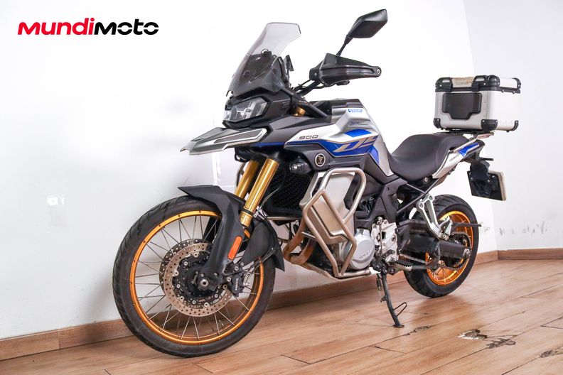 Motorbike image 7