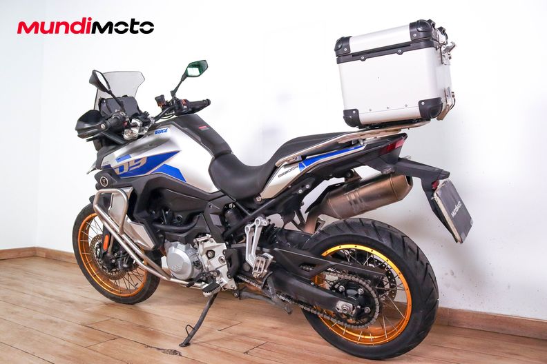 Motorbike image 6
