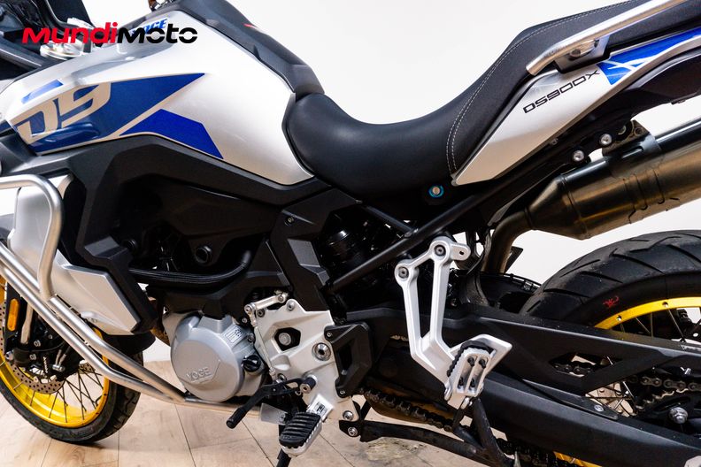 Motorbike image 8