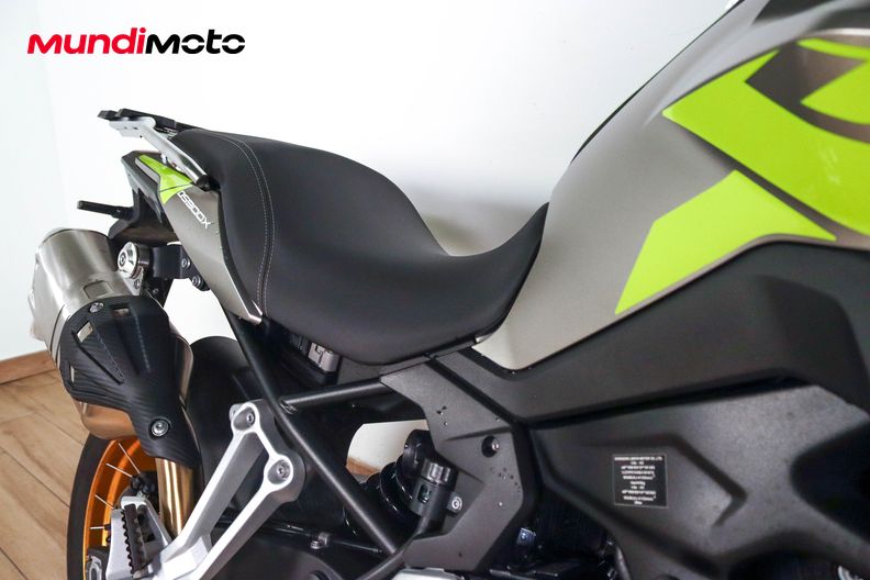 Motorbike image 13