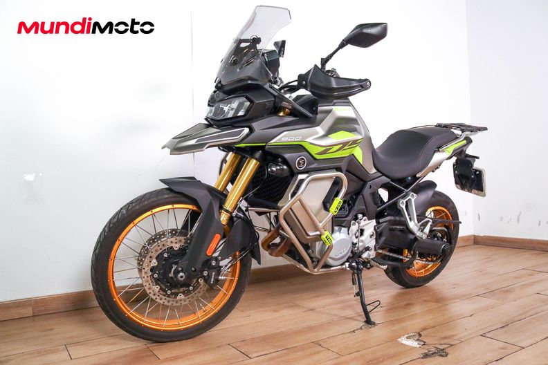 Motorbike image 7