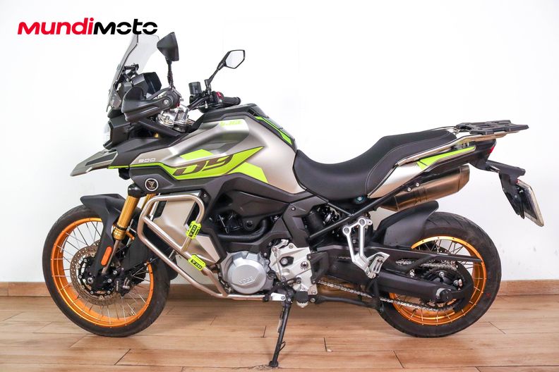 Motorbike image 5