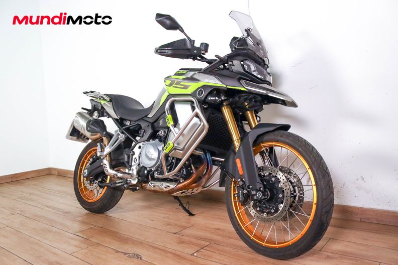 Motorbike image 1