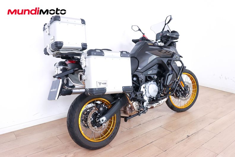 Motorbike image 2