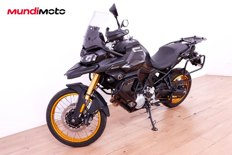 Motorbike image 7