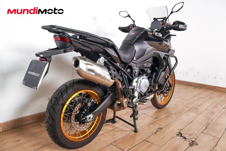 Motorbike image 2