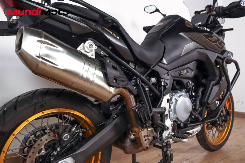 Motorbike image 3