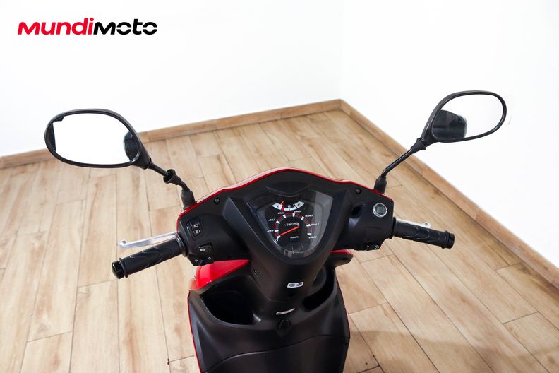Motorbike image 10