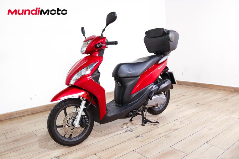 Motorbike image 7