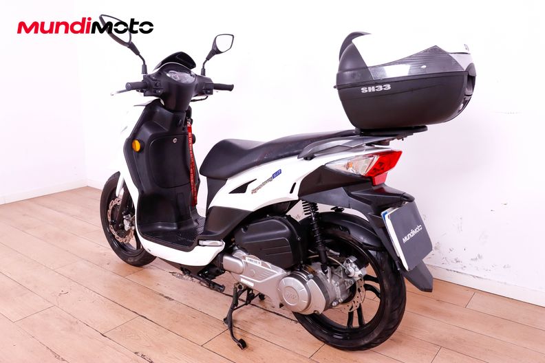 Motorbike image 6