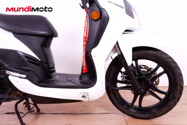Motorbike image 12