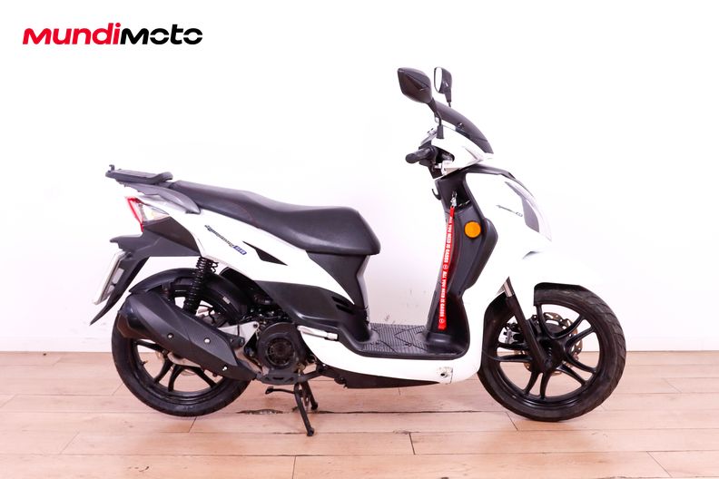 Motorbike image 0