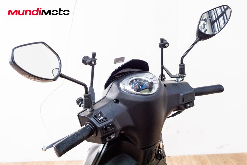 Motorbike image 10