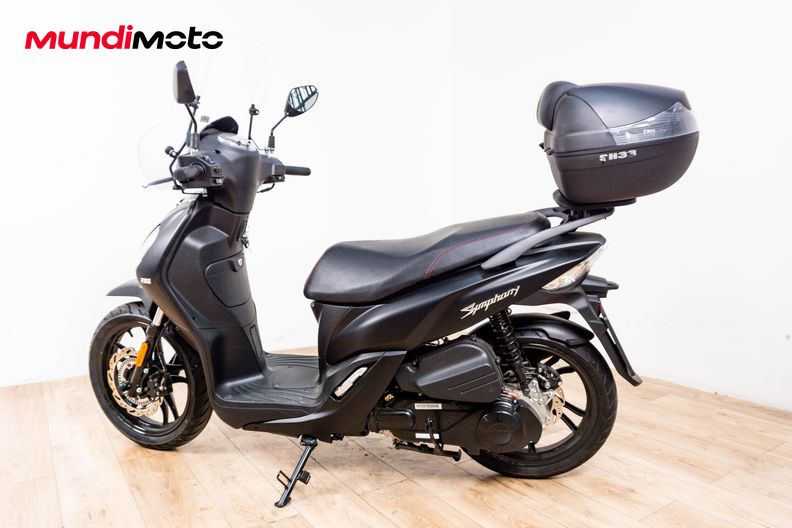 Motorbike image 7