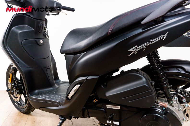 Motorbike image 8
