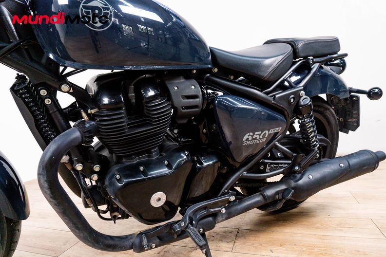 Motorbike image 9
