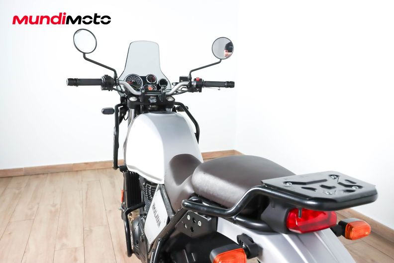 Motorbike image 9