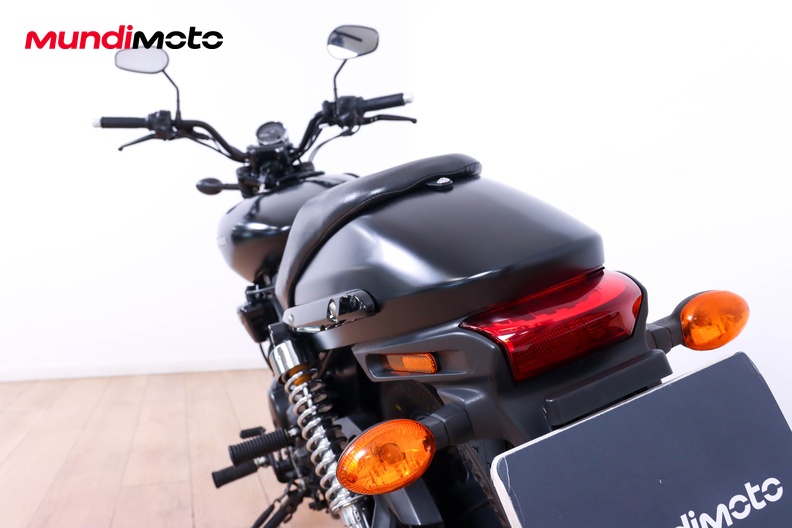 Motorbike image 9