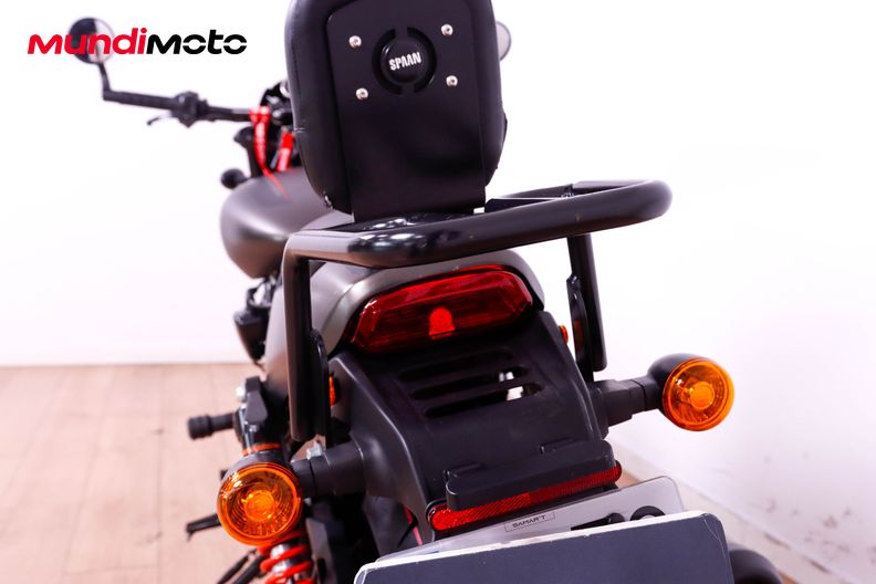 Motorbike image 9