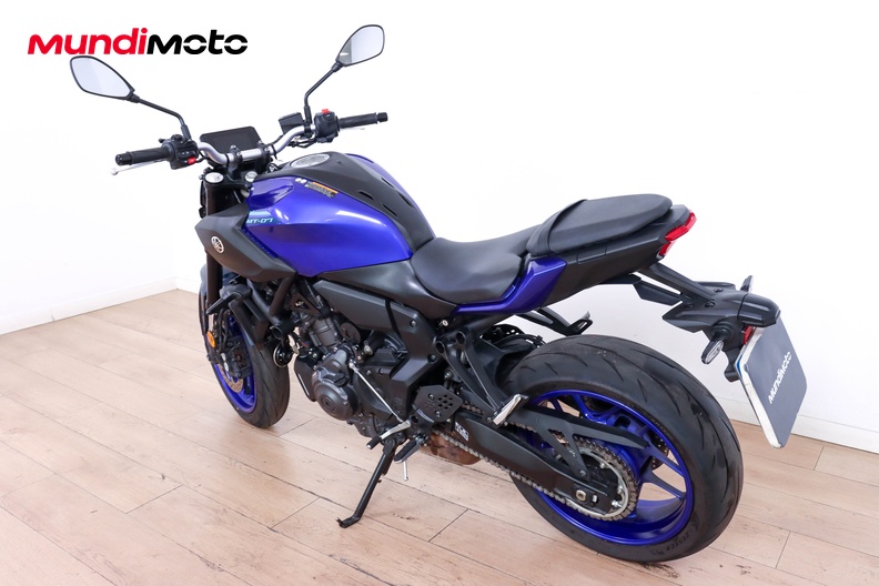 Motorbike image 6
