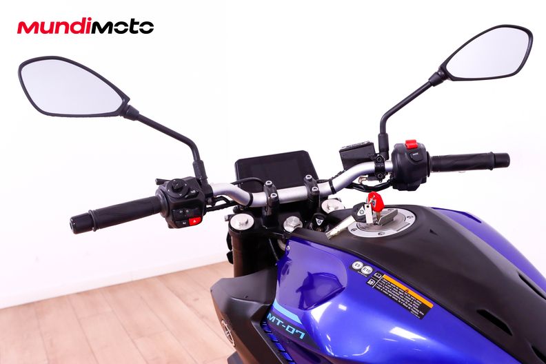 Motorbike image 10