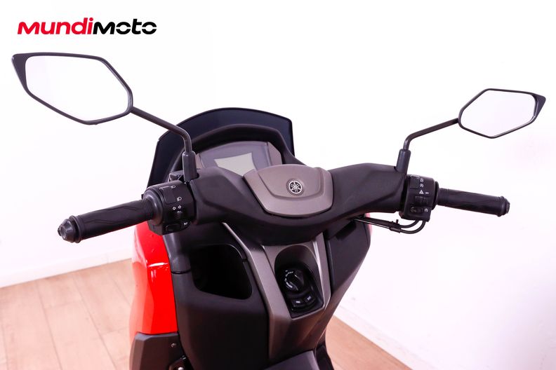 Motorbike image 10