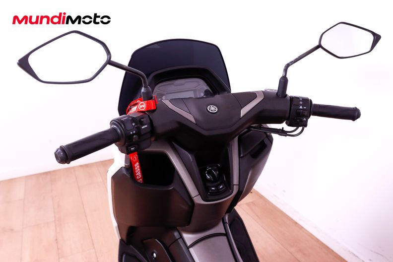 Motorbike image 10