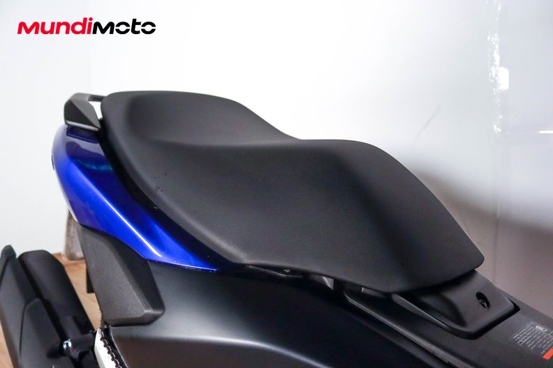 Motorbike image 12