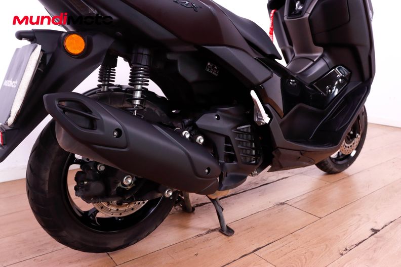 Motorbike image 3