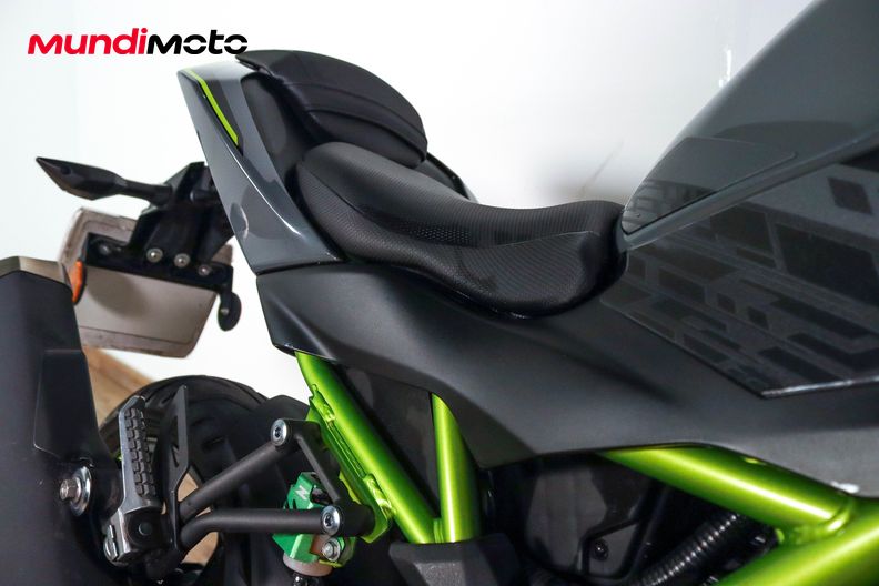Motorbike image 13