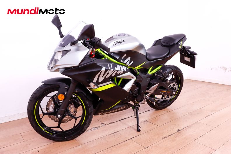 Motorbike image 7