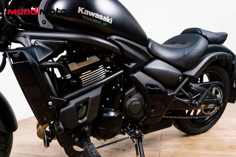 Motorbike image 9