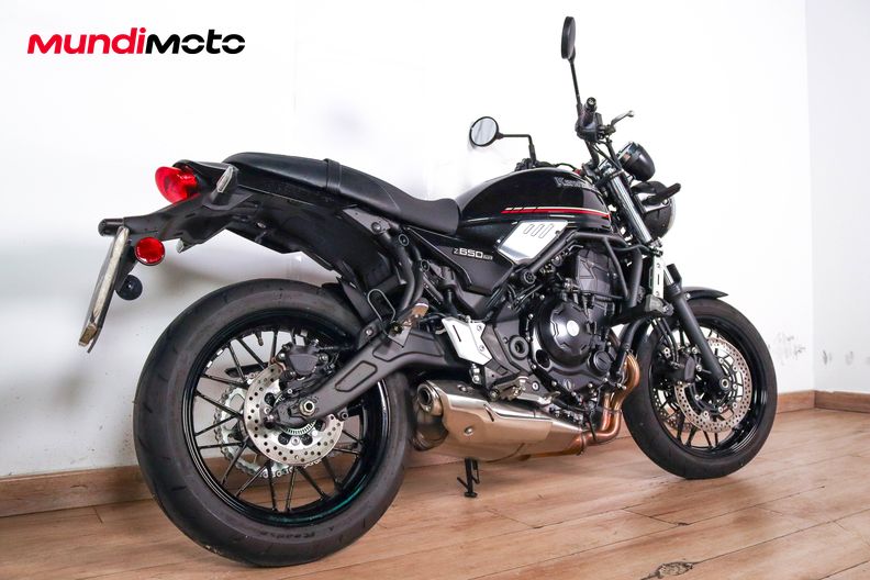 Motorbike image 2
