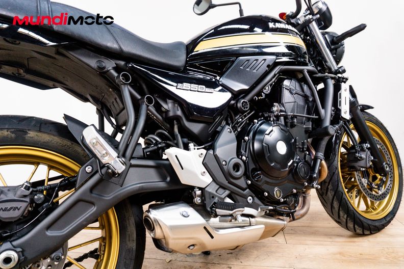 Motorbike image 3
