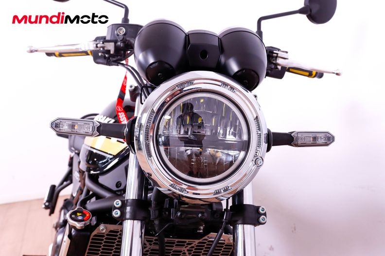 Motorbike image 4