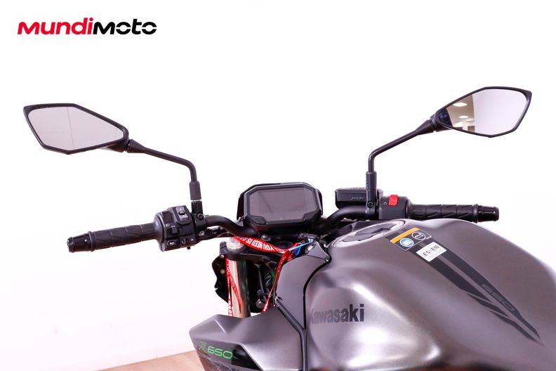 Motorbike image 10