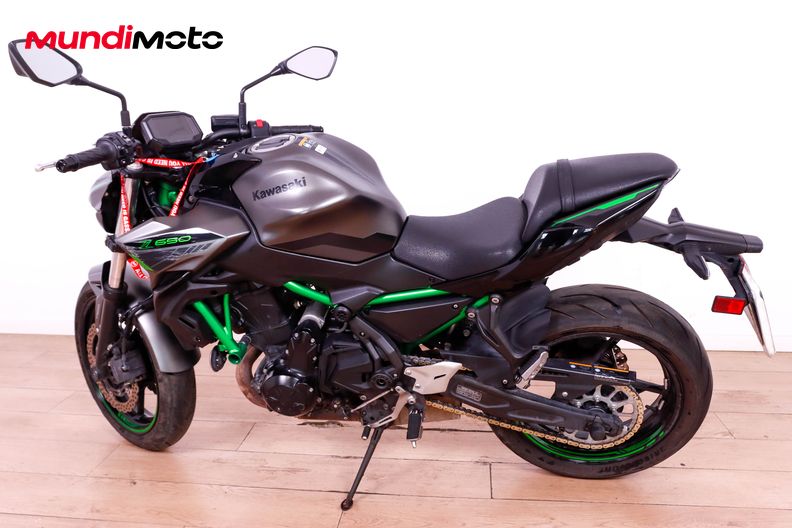 Motorbike image 5