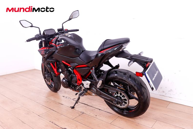 Motorbike image 6