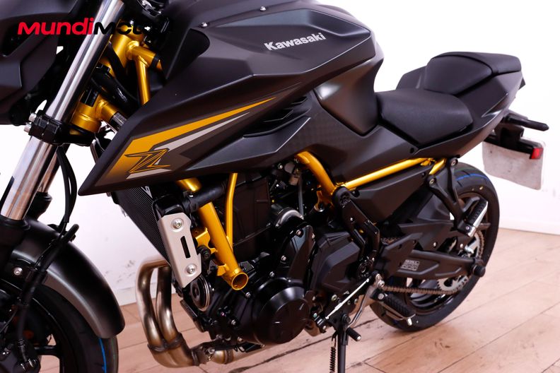 Motorbike image 8