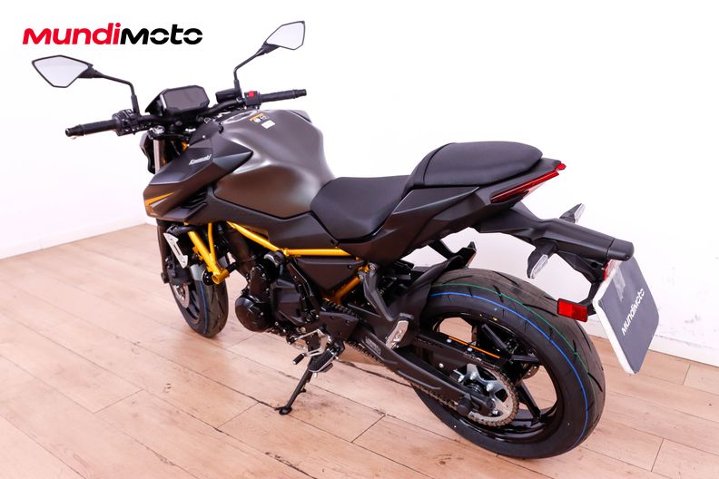 Motorbike image 6