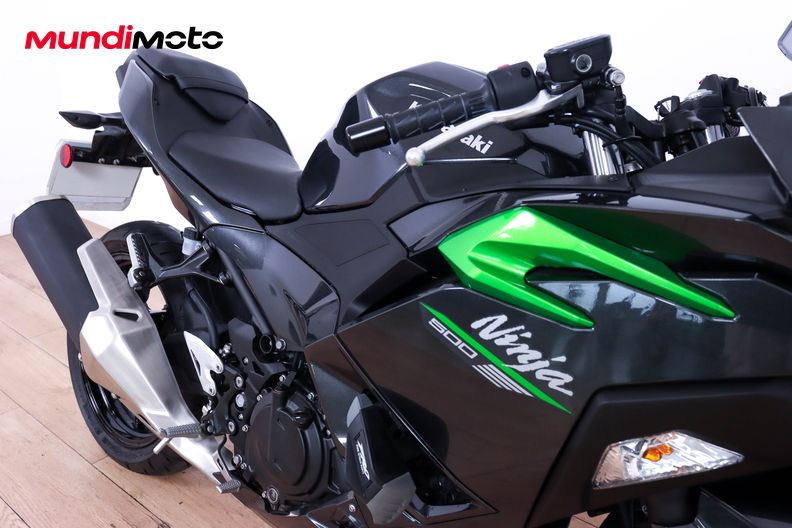Motorbike image 13