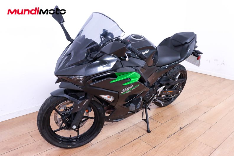 Motorbike image 7