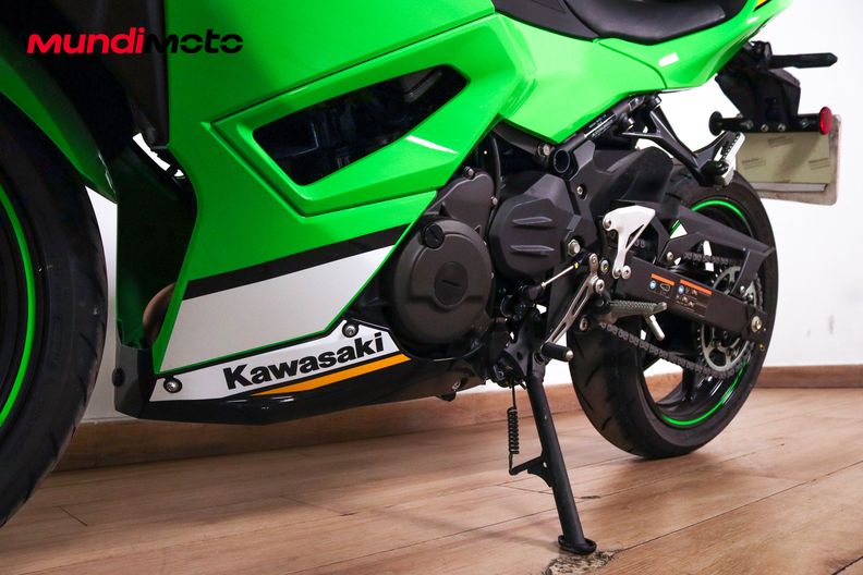 Motorbike image 8