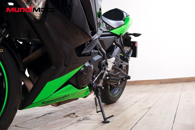 Motorbike image 8