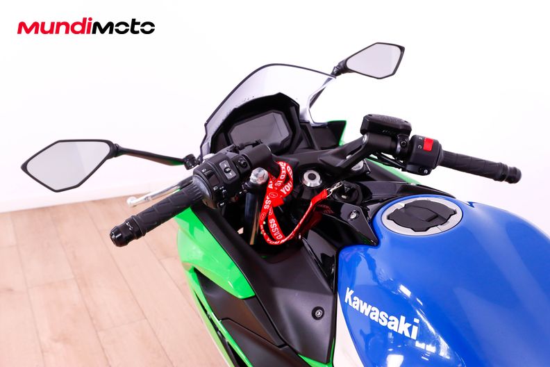 Motorbike image 10