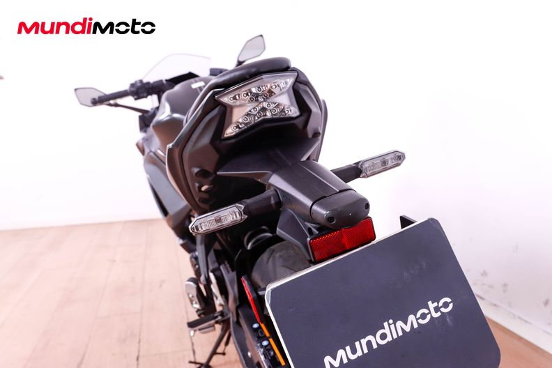 Motorbike image 9